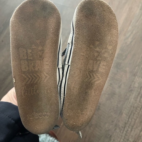 Robeez Freddie baby boy canvas soft sole shoes, gray - Picture 3 of 5